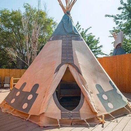 Ok Rv Park Glamping Tipi Ok55 Hotell Moab Exteriör bild