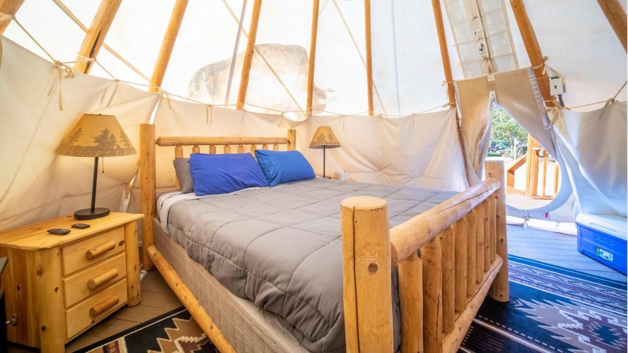 Ok Rv Park Glamping Tipi Ok55 Hotell Moab Exteriör bild